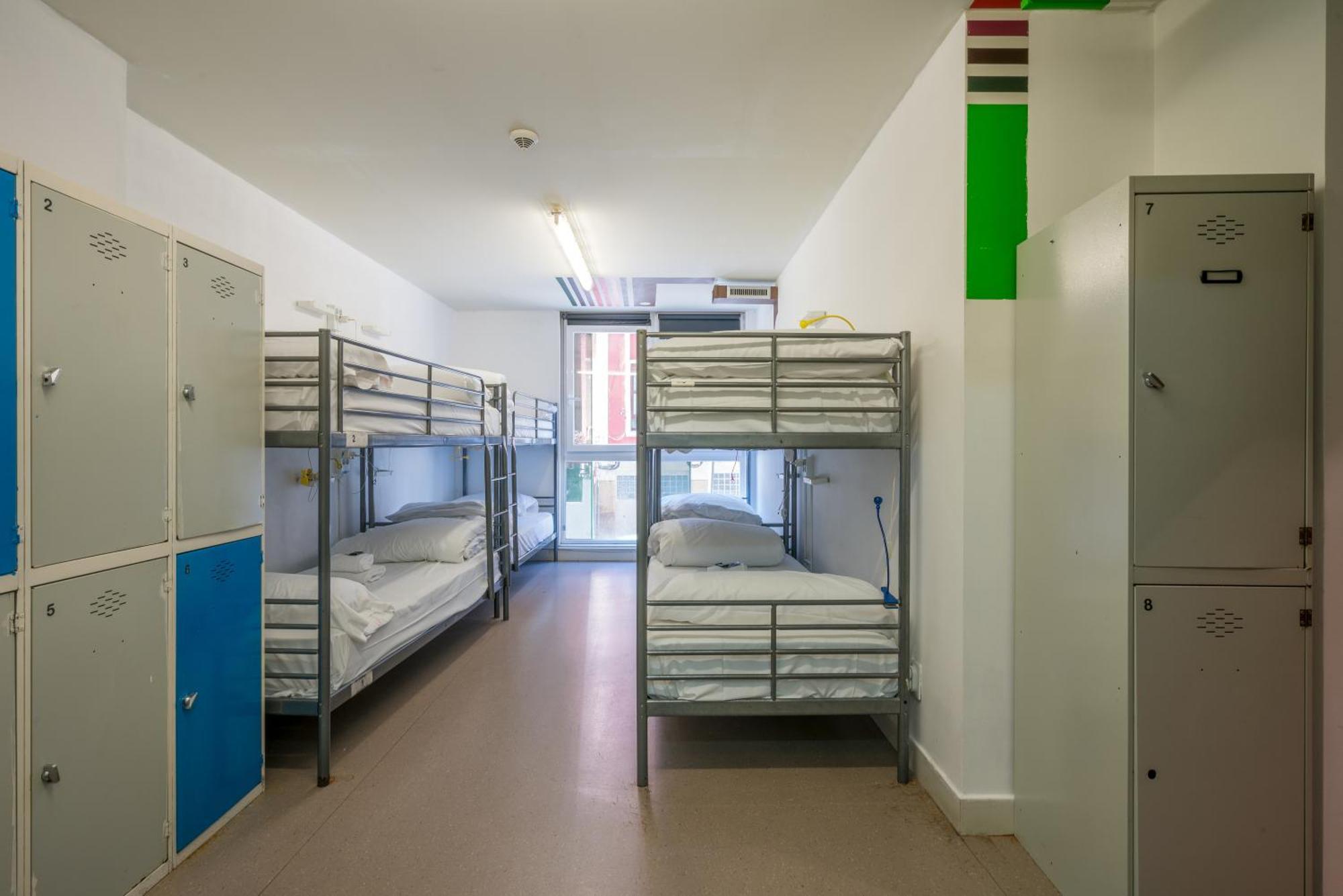Ganbara Hostel Bilbao Dış mekan fotoğraf