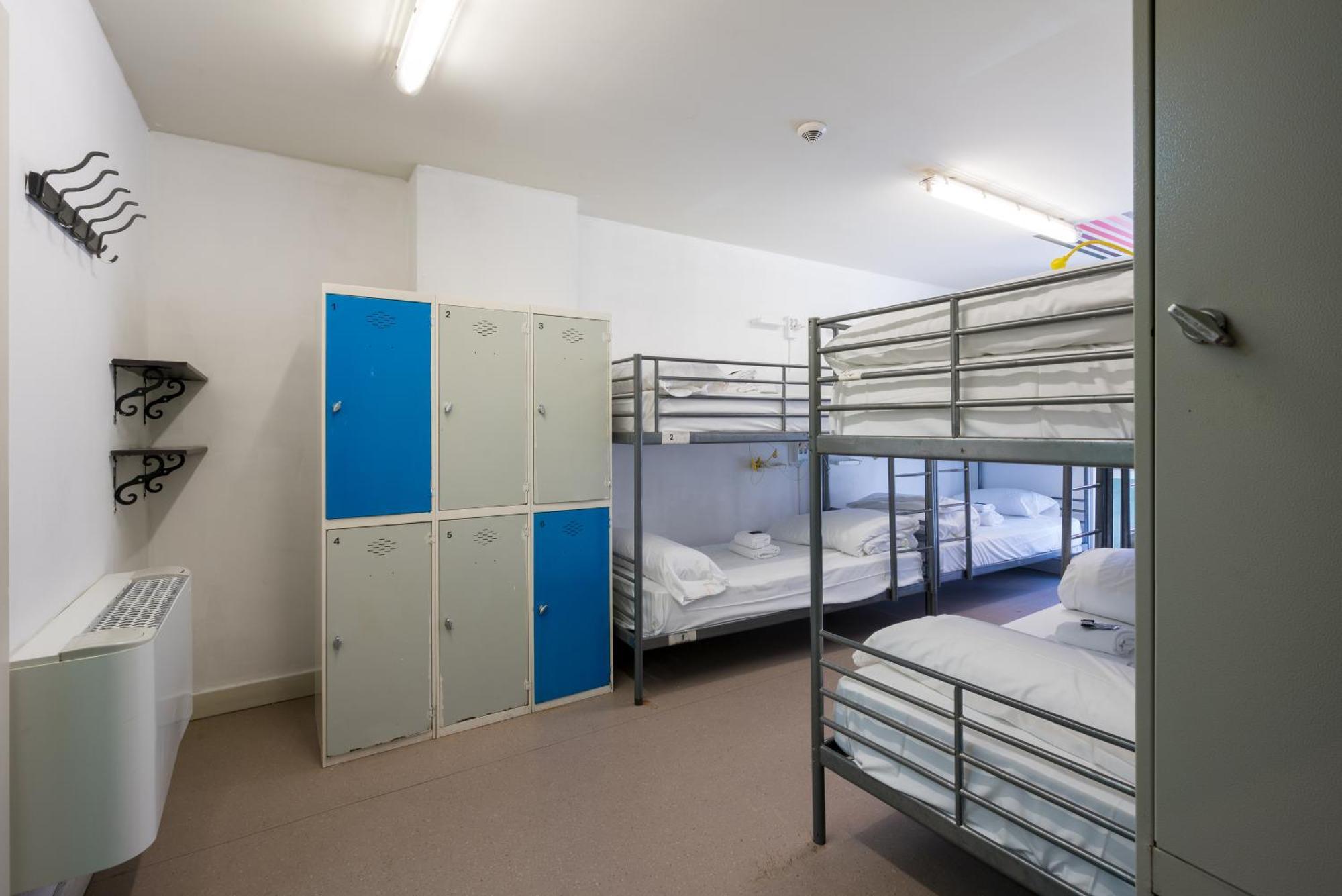 Ganbara Hostel Bilbao Dış mekan fotoğraf