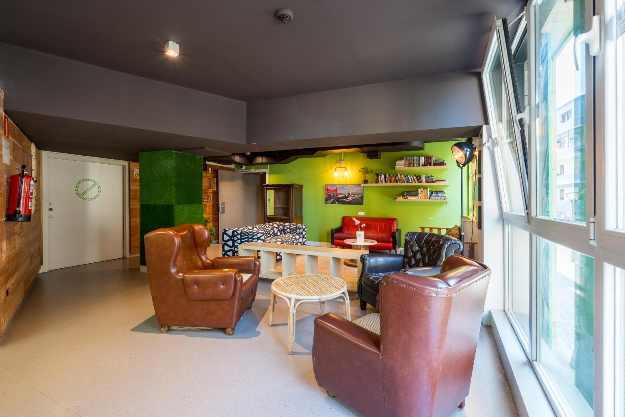 Ganbara Hostel Bilbao Dış mekan fotoğraf
