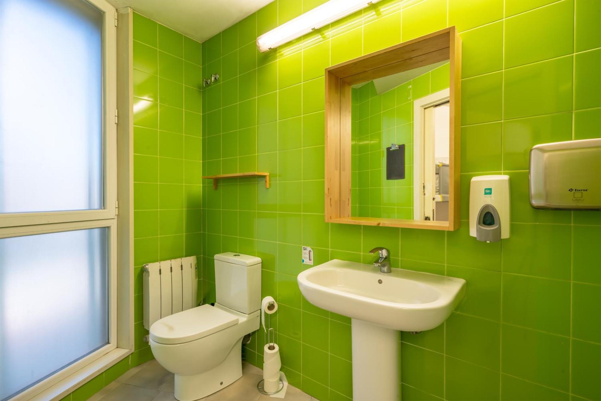Ganbara Hostel Bilbao Dış mekan fotoğraf
